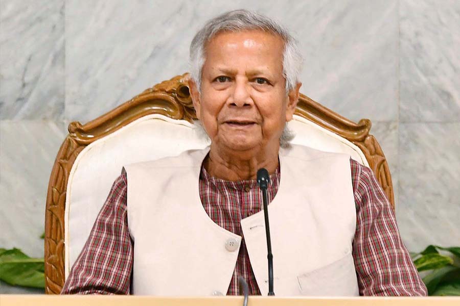 সোমবার দুপুরে প্রধান উপদেষ্টার সংবাদ সম্মেলন