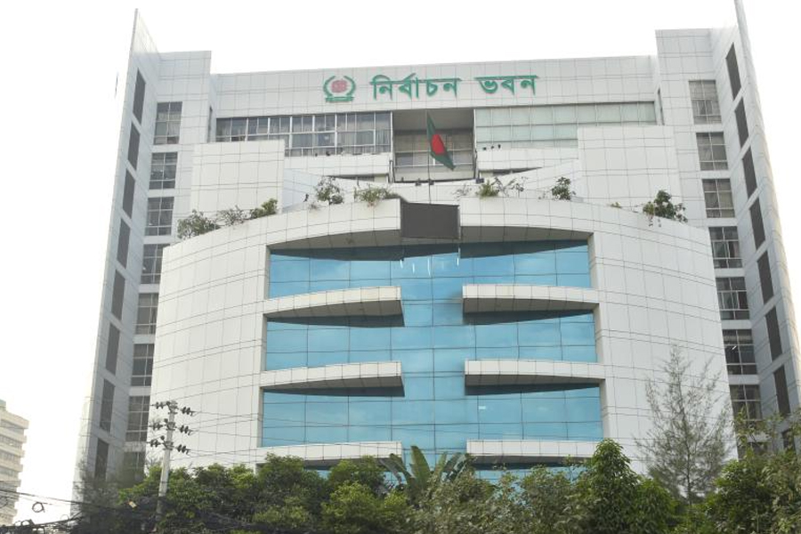 সচিবালয় থেকে মাঠপর্যায়ে ইসির ব্যাপক রদবদল