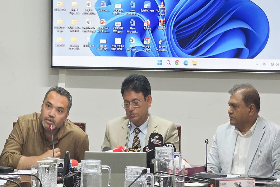 এইচএসসি ও সমমানের পরীক্ষা নিয়ে সচিবালয়ে শিক্ষা মন্ত্রণালয়ের সংবাদ সম্মেলনে মাহ্দী আমিন। ছবি: ভিওডি বাংলা