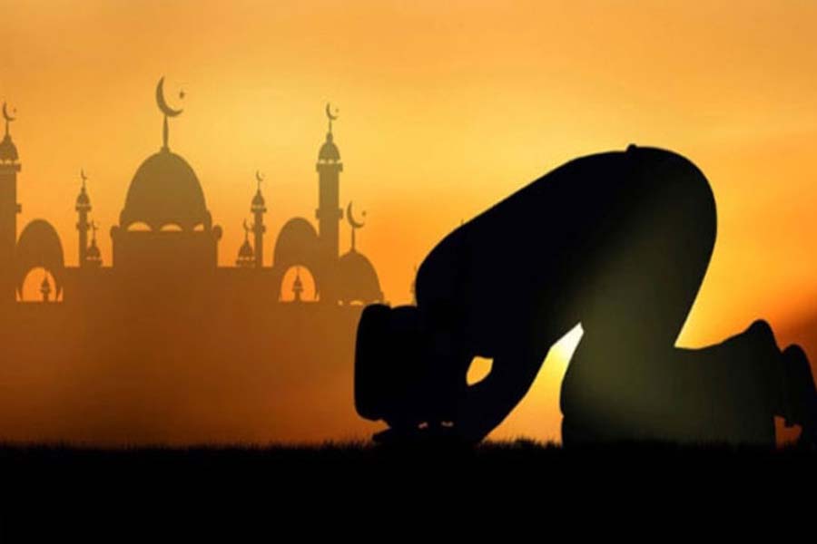 ঈদের নামাজে রাকাত বা তাকবির ছুটে গেলে যা করতে হবে