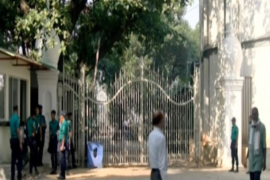 শেখ হাসিনার রায় ঘিরে ট্রাইব্যুনাল-ঈদগাহে নিরাপত্তা জোরদার