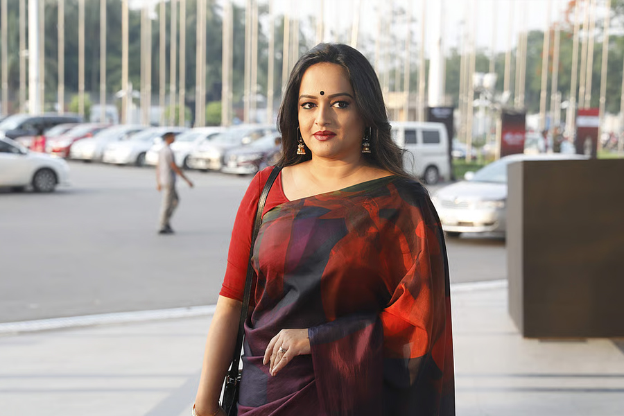 আভিজাত্য আমাকে টানে না: ঈশিতা