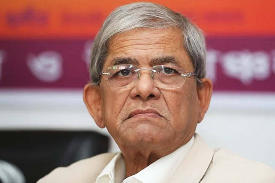 খালেদা জিয়াকে দেখতে এভারকেয়ার হাসপাতালে মির্জা ফখরুল