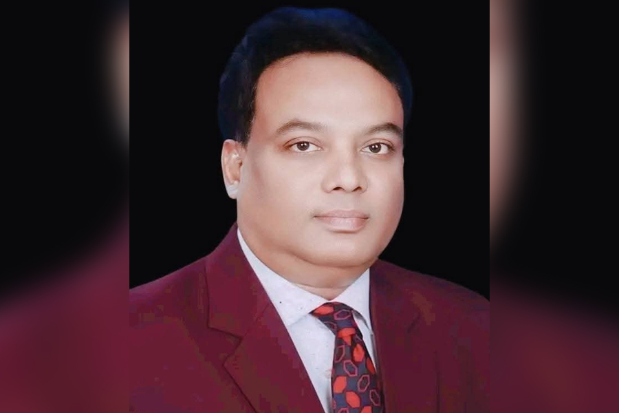 প্রথমবার এমপি হয়েই মন্ত্রী হলেন স্বপন ফকির