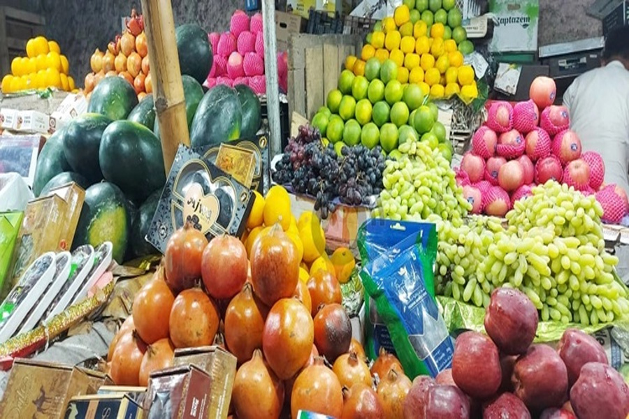 রোজার কয়েক মাস আগেই আমদানি ফলের দাম আকাশছোঁয়া