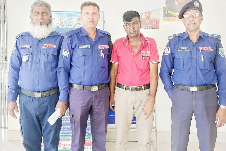 সাঘাটায় ভ্রাম্যমান আদালত মাদকসেবীকে ৬মাস কারাদণ্ড দিয়েছেন