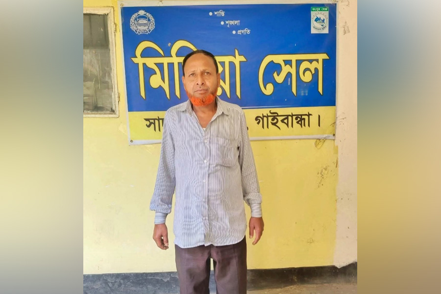 সাদুল্লাপুরে ৪০ পিস ইয়াবাসহ ইউপি সদস্য গ্রেপ্তার