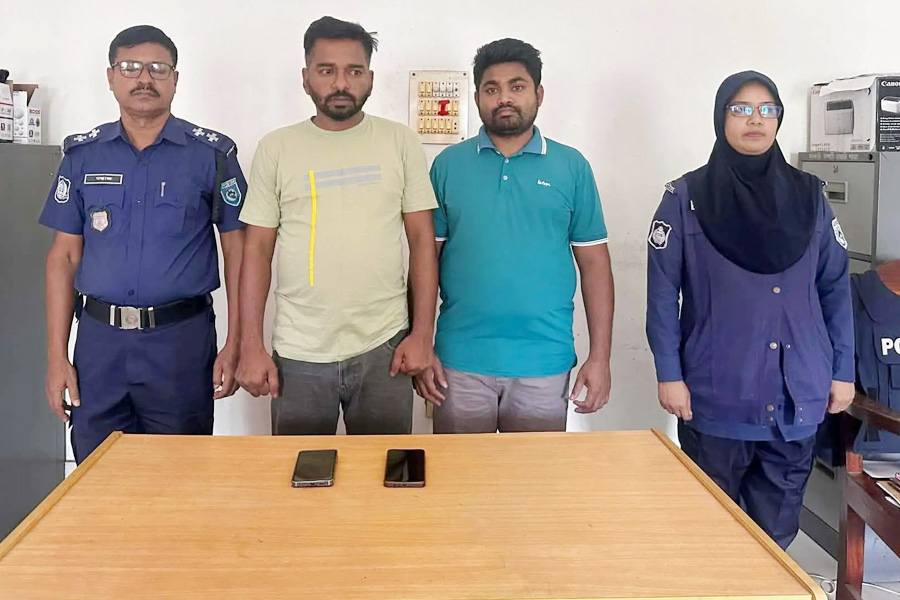 সাঘাটায় অনলাইন জুয়ার মাস্টার এজেন্টসহ গ্রেপ্তার ২
