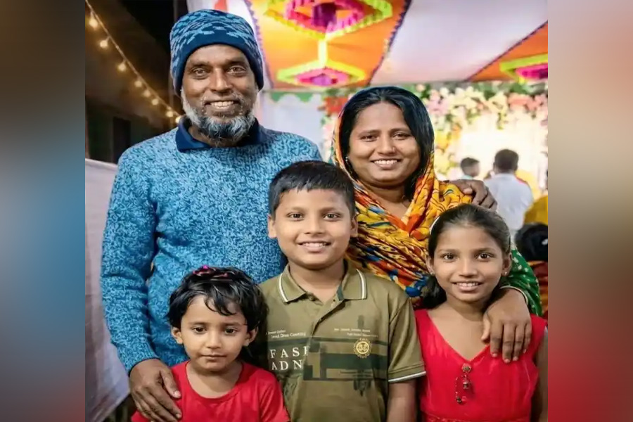 ফতুল্লায় গ্যাস বিস্ফোরণে একই পরিবারের পাঁচজনের মৃত্যু
