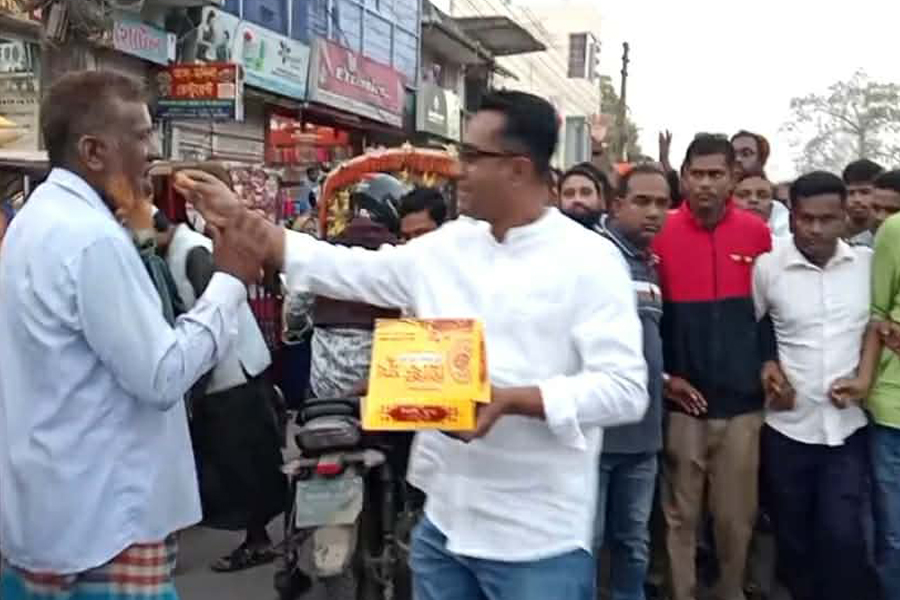 প্রতিমন্ত্রীর দায়িত্বে এম ইকবাল হোসেন, গৌরীপুরে আনন্দের ঢল