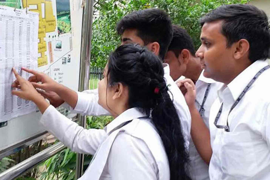 ১৬ নভেম্বর চলতি সালের এইচএসসি খাতা পুনর্নিরীক্ষণের ফল প্রকাশ