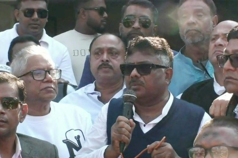 আলাইপুরে হাদি ও এরশাদ উল্লাহর ওপর হামলার প্রতিবাদে বিএনপির বিক্ষোভ