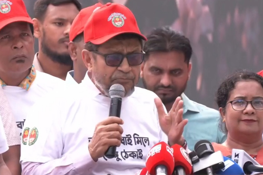 লার্ভা পেলে জরিমানার হুঁশিয়ারি স্বাস্থ্যমন্ত্রীর
