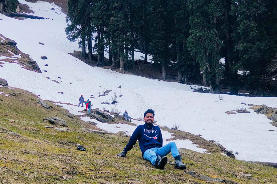 অনন্য তুষার নীরবতায় আত্ম-আবিষ্কারের হিমাচল ভ্রমণ কাহিনি