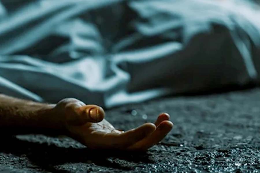 বরগুনায় মুখমণ্ডল থেঁতলে গৃহবধূকে হত্যা