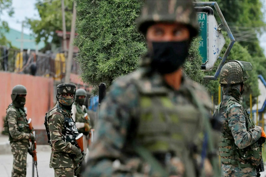 ছত্তিশগড়ে মাওবাদী ও নিরাপত্তা বাহিনীর সংঘর্ষে নিহত ৬