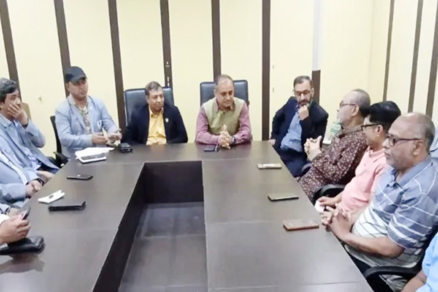 বাংলাদেশিদের জন্য ভারতীয় ভিসা দ্রুতই স্বাভাবিক হবে