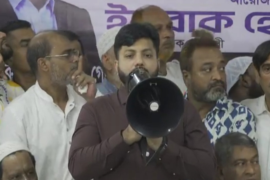 সরকারকে ব্যর্থ প্রমাণে বিভ্রান্তি ছড়ানো হচ্ছে: প্রতিমন্ত্রী ইশরাক