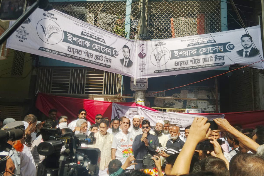 সুষ্ঠু ও নিরপেক্ষ নির্বাচনের ওপর নির্ভর করছে বাংলাদেশের ভবিষ্যৎ