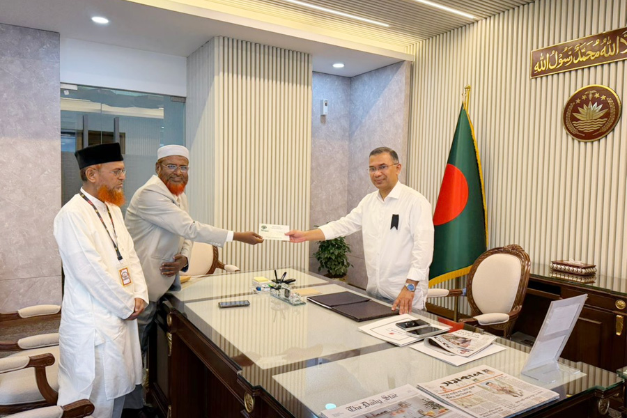 প্রধানমন্ত্রীর সঙ্গে জামায়াত নেতাদের সাক্ষাৎ, ইফতারের দাওয়াত