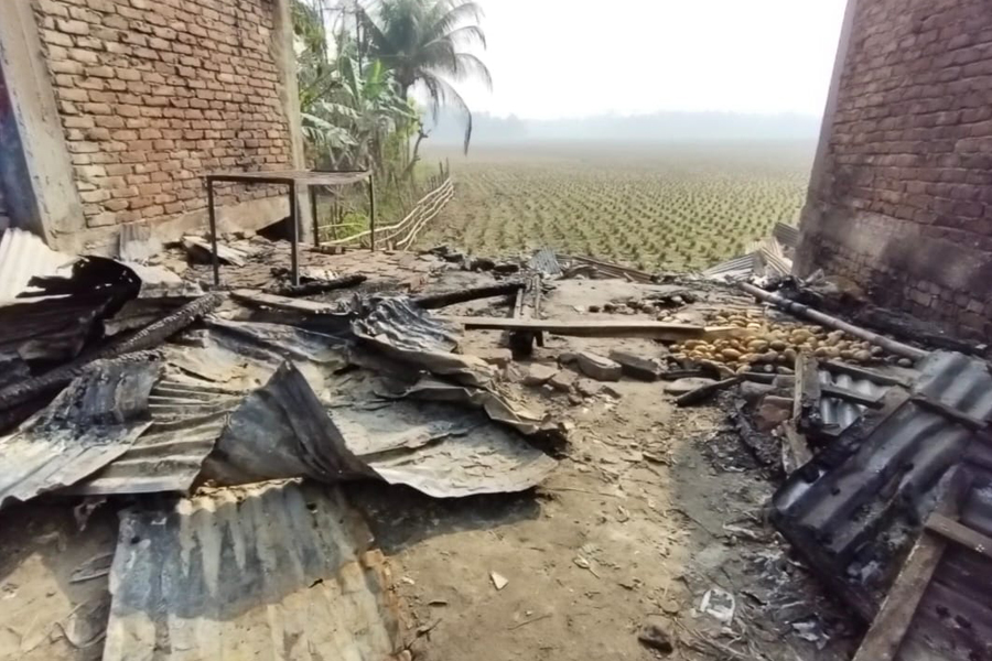 রাজাপুরে জামায়াতের কার্যালয়ে অগ্নিসংযোগের অভিযোগ