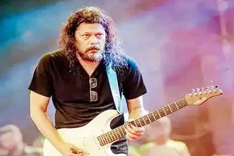 রাতে সংসদ ভবনের সামনে উন্মুক্ত কনসার্টে মাতাবেন জেমস