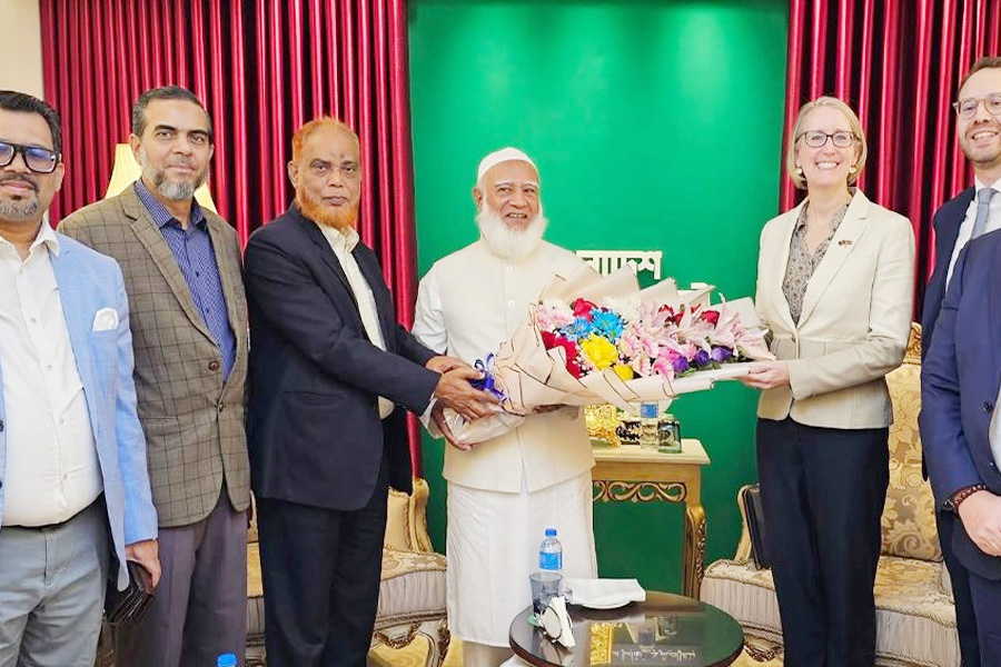 জামায়াত আমিরের সঙ্গে ব্রিটিশ হাইকমিশনারের সৌজন্য সাক্ষাৎ