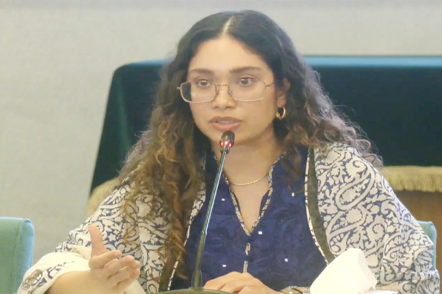 নারীদের নিরাপত্তার দায়িত্ব রাজনৈতিক দলকে-ই নিতে হবে