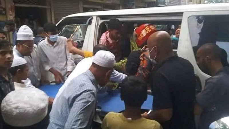 রহস্যজনকভাবে অজ্ঞান ব্যাংকের ম্যানেজারসহ ছয়জন