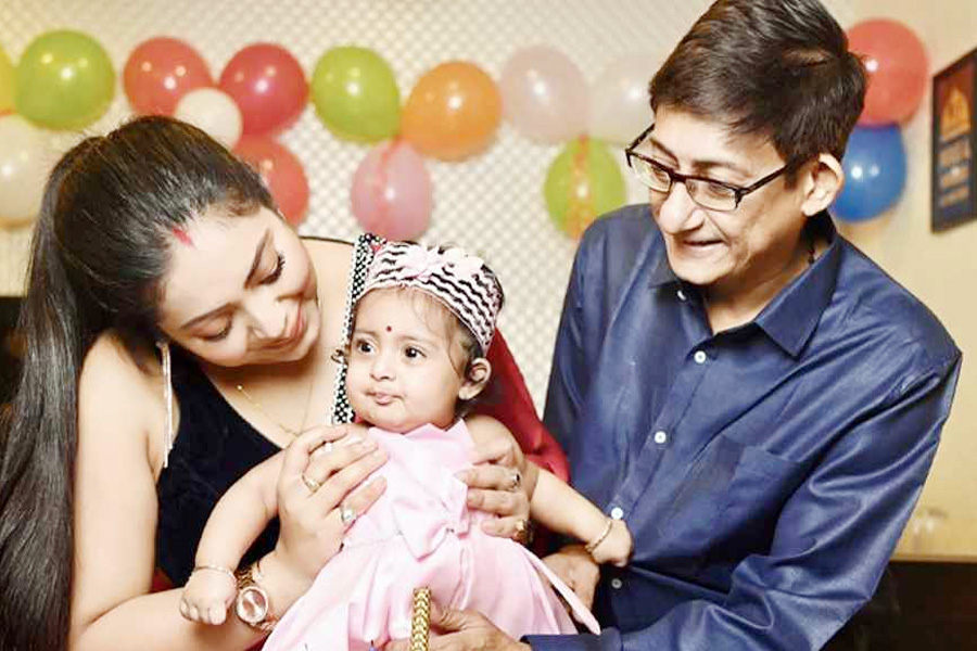 গৃহকর্মীর হাতে নির্যাতনের শিকার কাঞ্চন-শ্রীময়ীর কন্যা