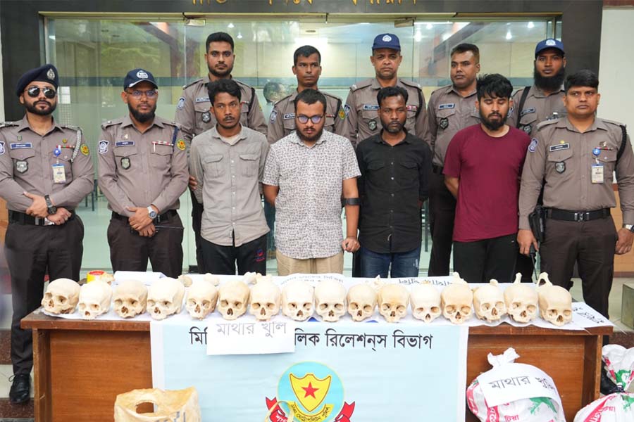 ২১ মামলা মাথায় নিয়ে ফের কঙ্কাল চুরি, এবার ৪৭ মাথার খুলি উদ্ধার