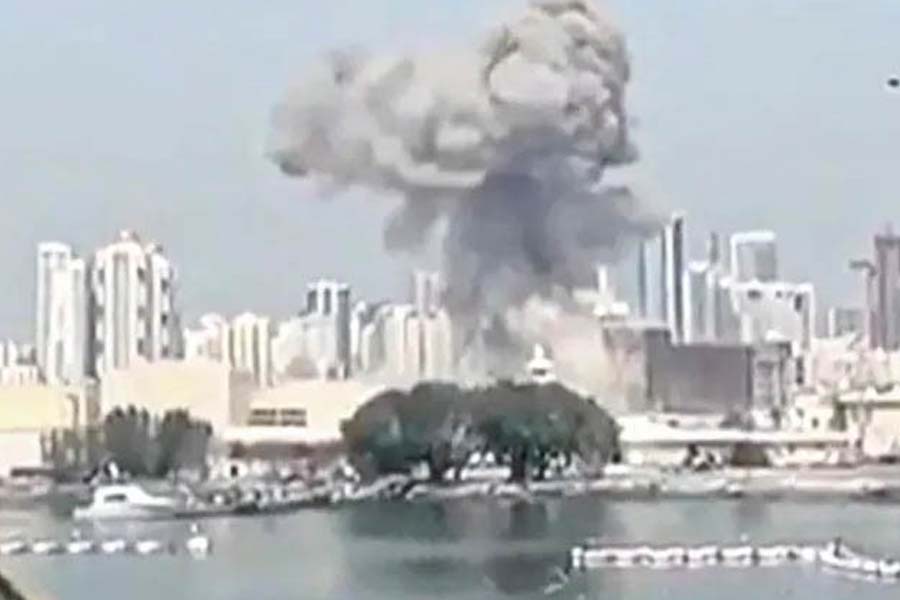 কুয়েতে মার্কিন ঘাঁটিতে ইরানের ড্রোন হামলা