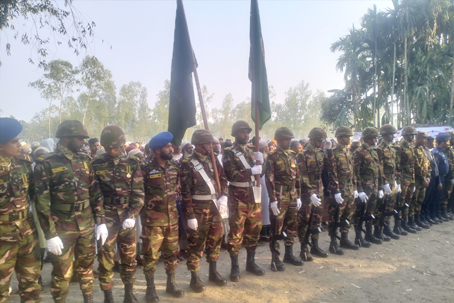 কুড়িগ্রামের ২ সেনা সদস্যের মরদেহ সামরিক মর্যাদায় দাফন
