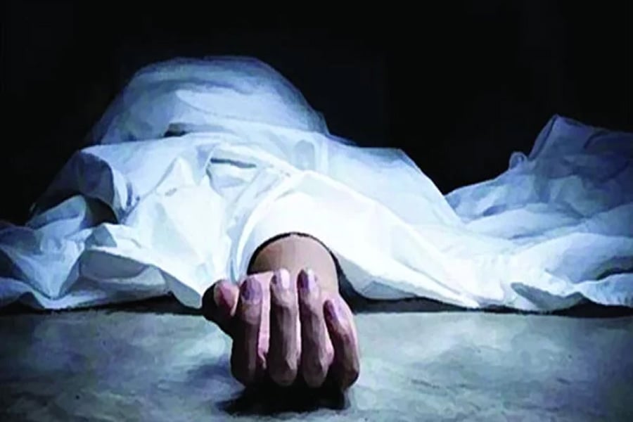 আনোয়ারা হাসপাতালে স্ত্রীর মরদেহ রেখে উধাও স্বামী