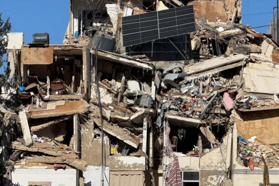 লেবাননে চার দিনে ইসরায়েলি হামলায় নিহত ৭৭