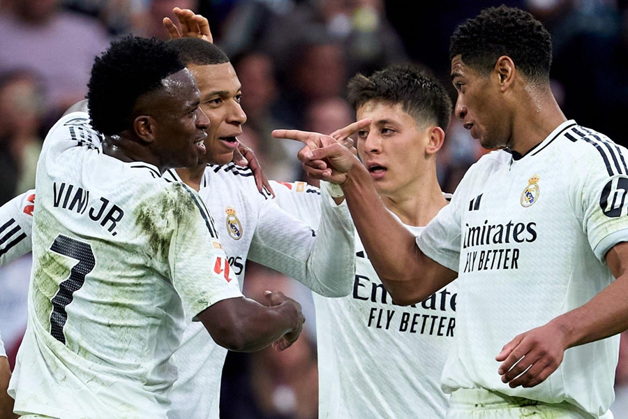 নড়বড়ে রিয়ালে একের পর এক ইনজুরির ধাক্কা