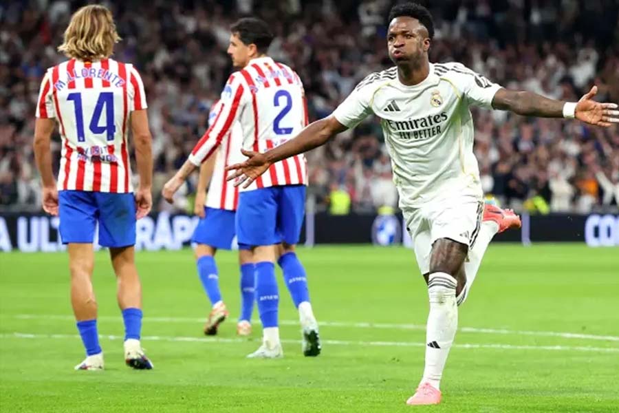 ১০ জন নিয়েও মাদ্রিদ ডার্বিতে রিয়ালের