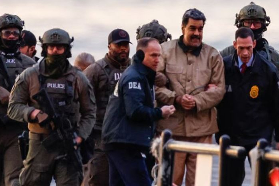 আমি প্রেসিডেন্ট, আমাকে অপহরণ করা হয়েছে: মাদুরো