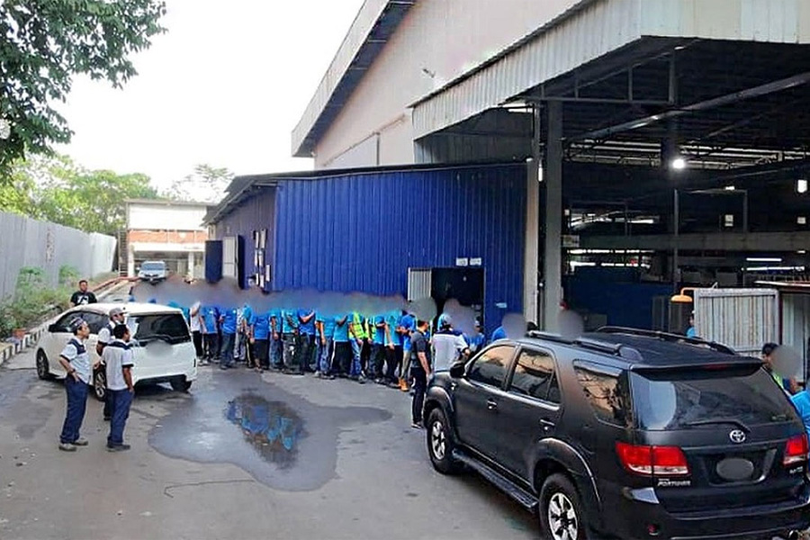 অবৈধ অভিবাসী ১৮৪ জন আটক, রয়েছেন বাংলাদেশিও