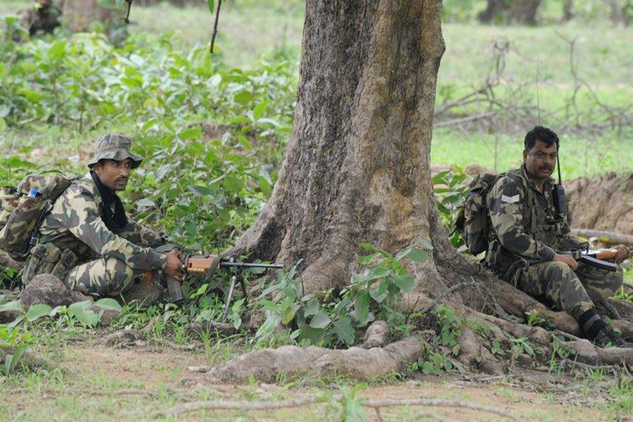 ছত্তিশগড়ে সংঘর্ষ: ১২ মাওবাদীসহ নিহত ১৫