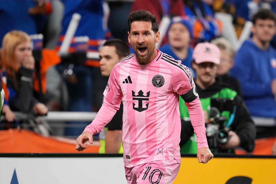 মেসির নৈপুণ্যে মায়ামির প্রথম ফাইনাল