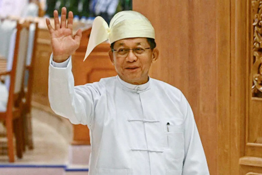 মিয়ানমারের প্রেসিডেন্ট হিসেবে শপথ নিলেন মিন অং হ্লাইং