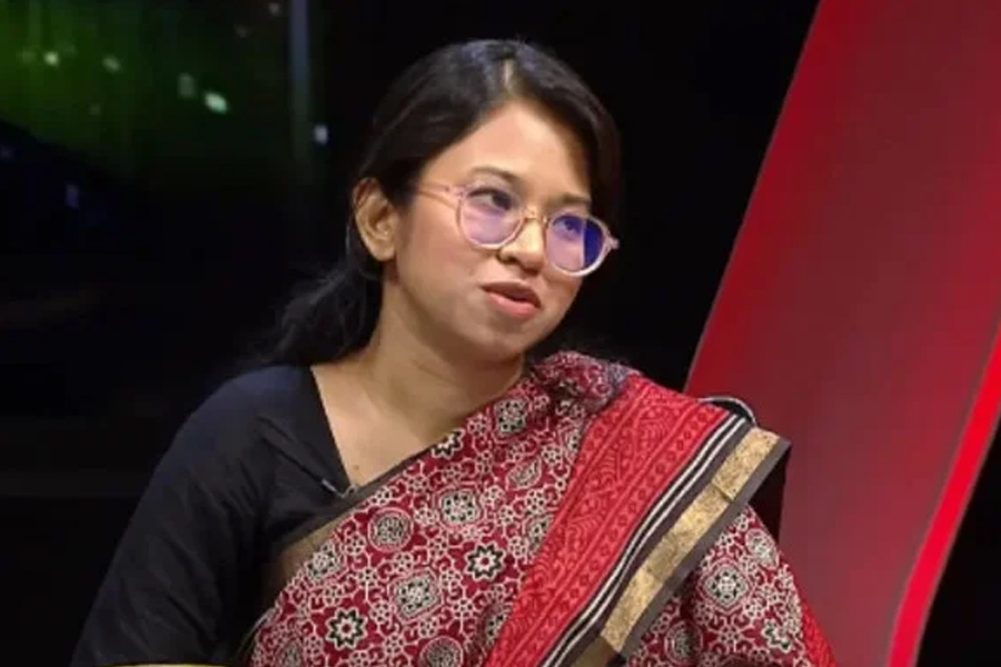 নির্বাচন থেকে সরে দাঁড়ালেন এনসিপির প্রার্থী মনিরা শারমিন