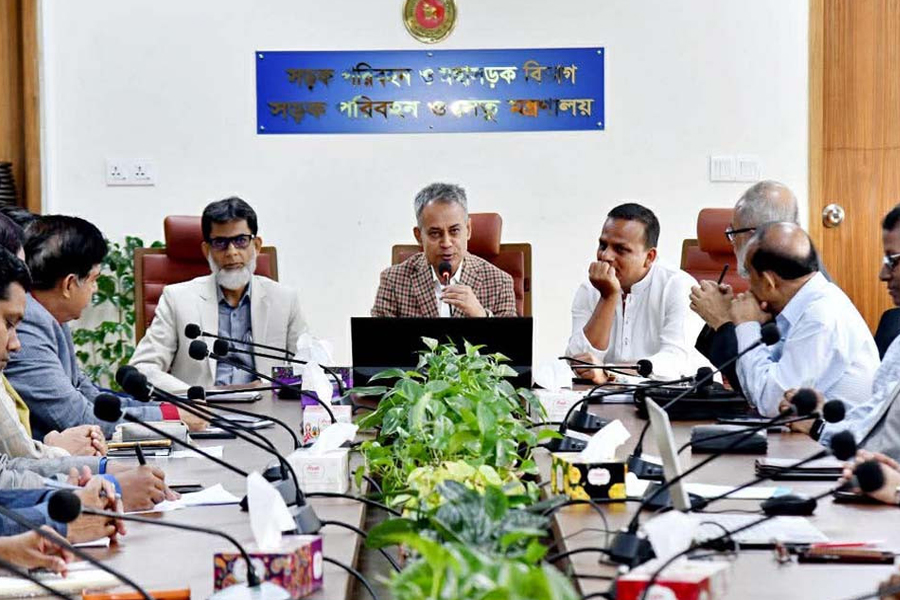 অনৈতিক চর্চা পরিহারে কঠোর বার্তা সড়কমন্ত্রীর