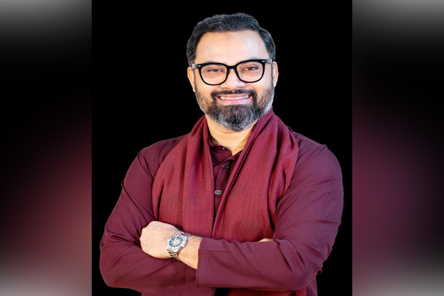 তুরস্কের উদ্দেশে ঢাকা ত্যাগ যুব ও ক্রীড়া প্রতিমন্ত্রীর