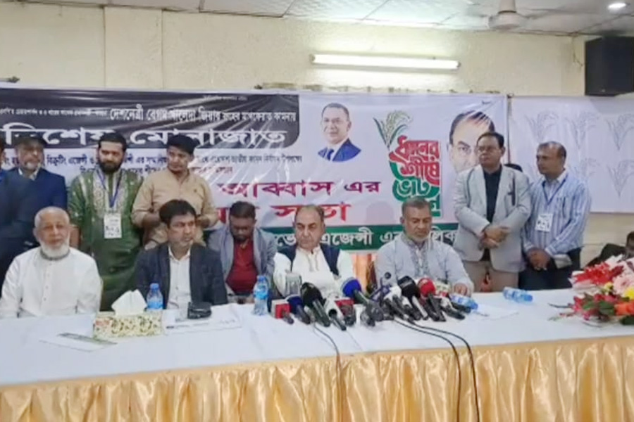 বোরকা পরে ভুয়া ভোট দেওয়ার চেষ্টা হলে প্রতিহত করা হবে