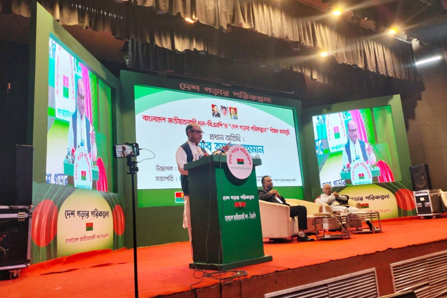 অচিরেই দেশে ফিরে রাজনীতির হাল ধরবেন তারেক রহমান: মির্জা আব্বাস