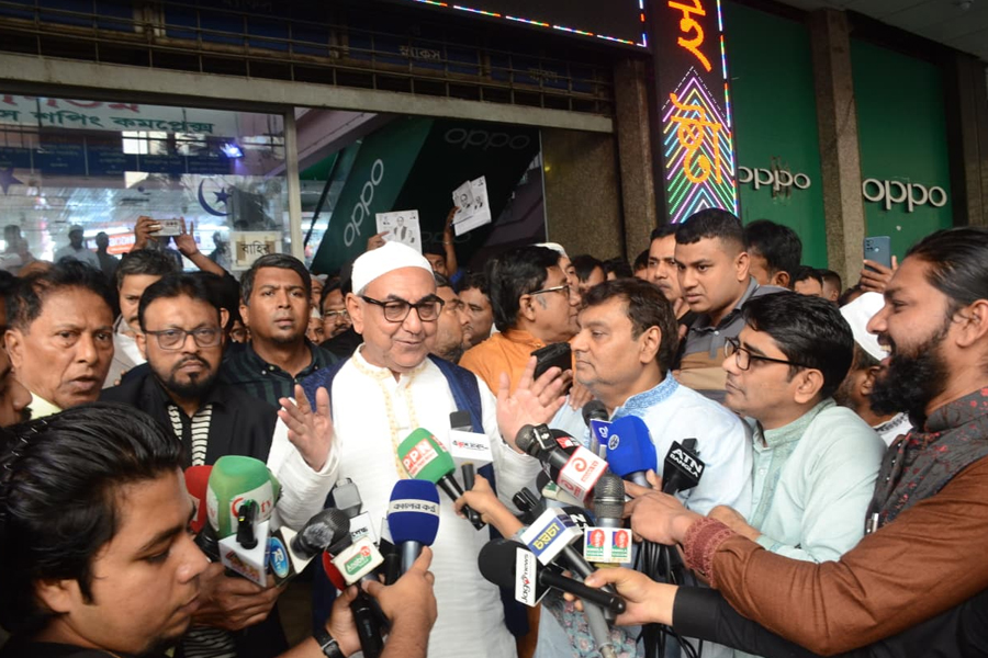 ঘুম থেকে উঠে মানুষ আল্লাহর নাম নেয়, একজন আমার নাম নেন