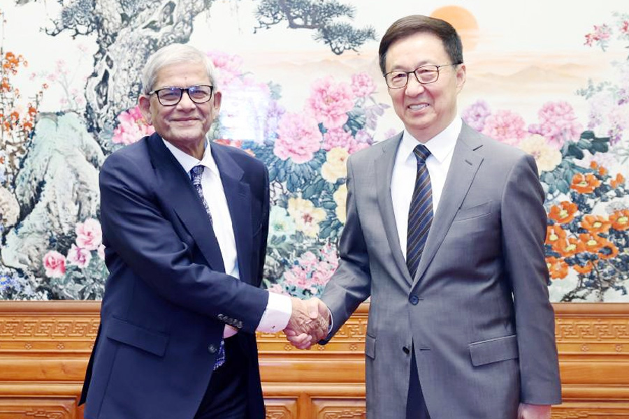 চীনের সঙ্গে সম্পর্ক নতুন উচ্চতায় নিতে চায় ঢাকা