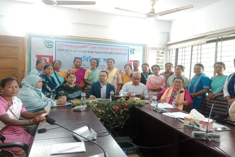 মধুপুরে নারী-কিশোরীদের আয়বর্ধন ও অধিকার সুরক্ষা সহায়তা প্রদান